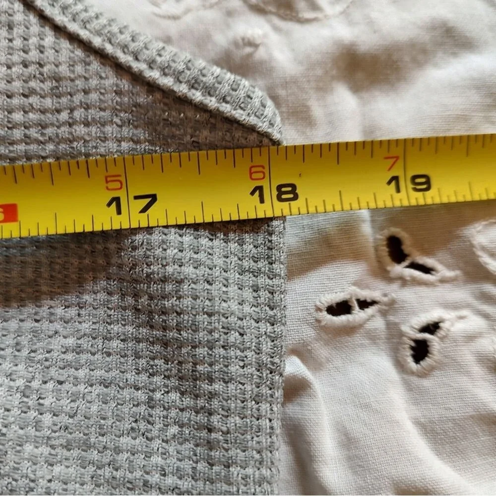 Sugar Magnolia Gray Waffle Knit Sleeveless Romper Pockets Relaxed Fit Medium NWT - Picture 7 of 8
